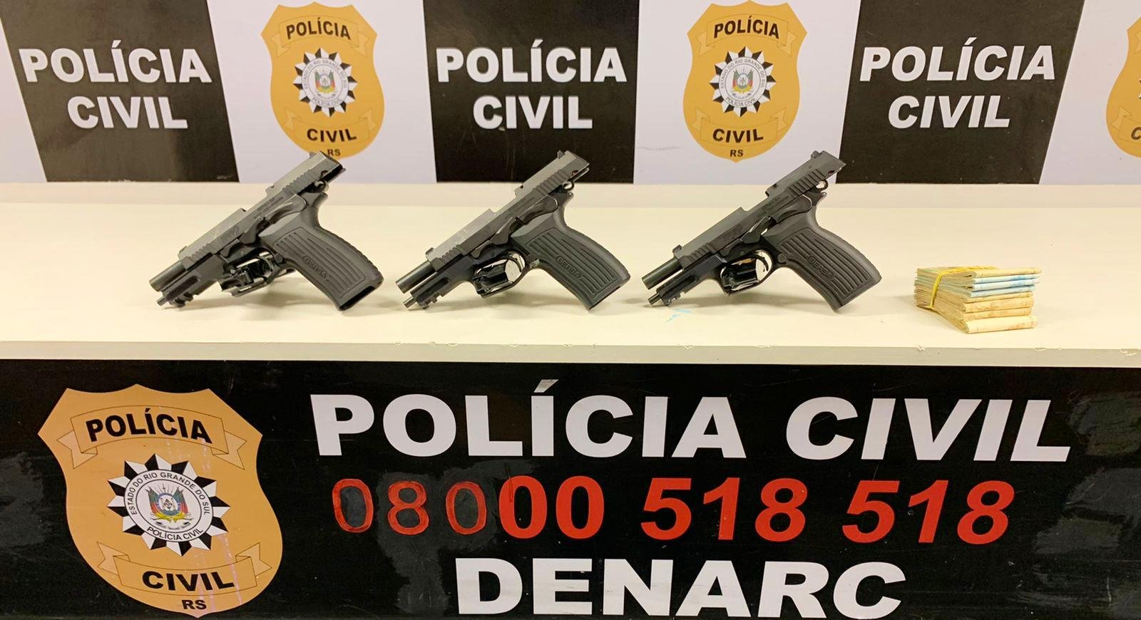 Houve ainda a apreens&atilde;o de R$ 8 mil em dinheiro e tr&ecirc;s celulares