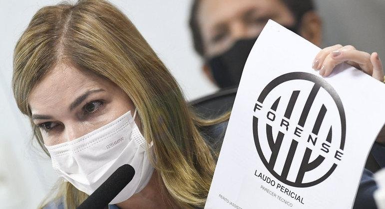 No v&iacute;deo, de 2014, Mayra Pinheiro agradece o reconhecimento
