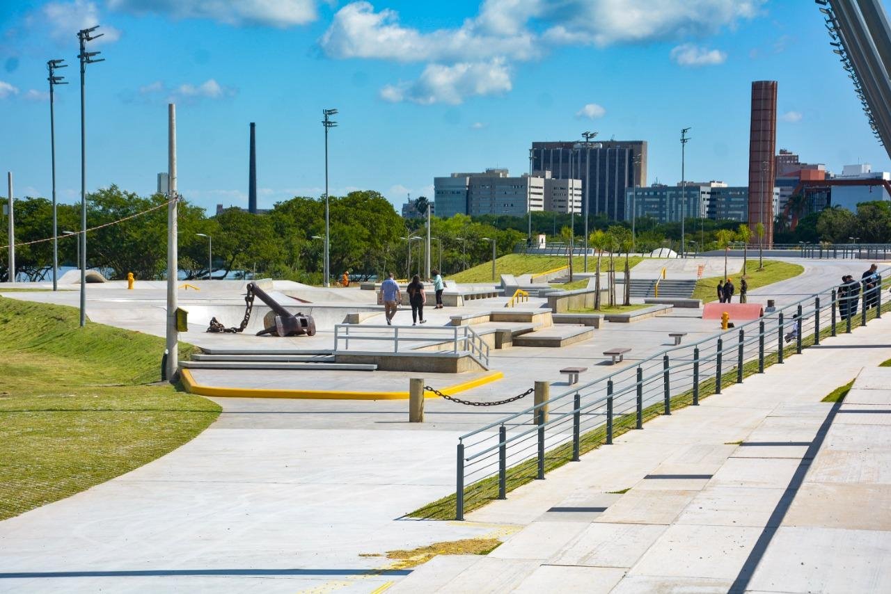 Trecho 3 conta com 29 quadras esportivas, pista de caminhada, ciclovia, bares e vesti&aacute;rios