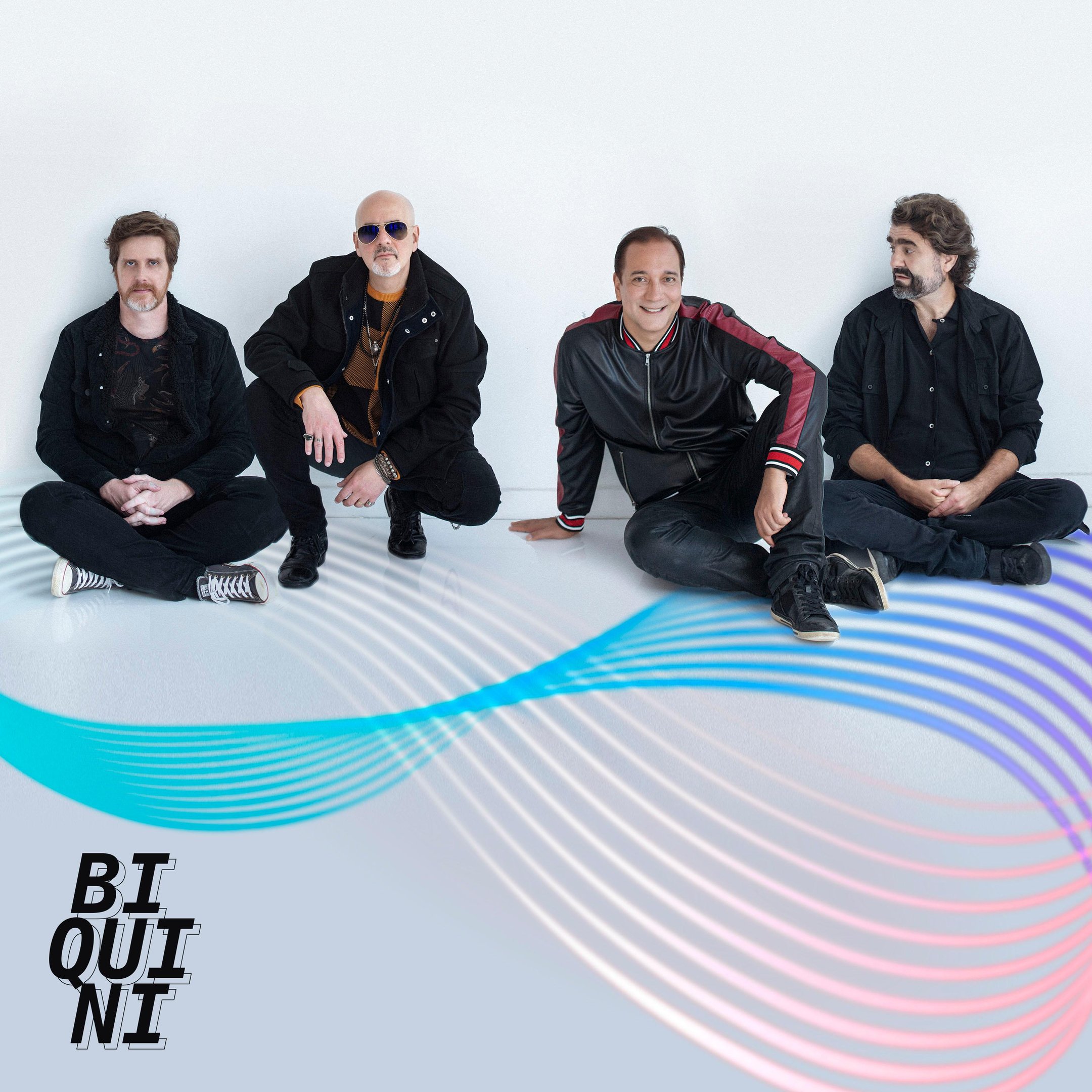 O grupo, que j&aacute; havia lan&ccedil;ado tr&ecirc;s singles, nesta sexta apresenta a autoral "Eu N&atilde;o Vou Recuar" e "Colhendo Flores", em parceria com Dudy Cardoso