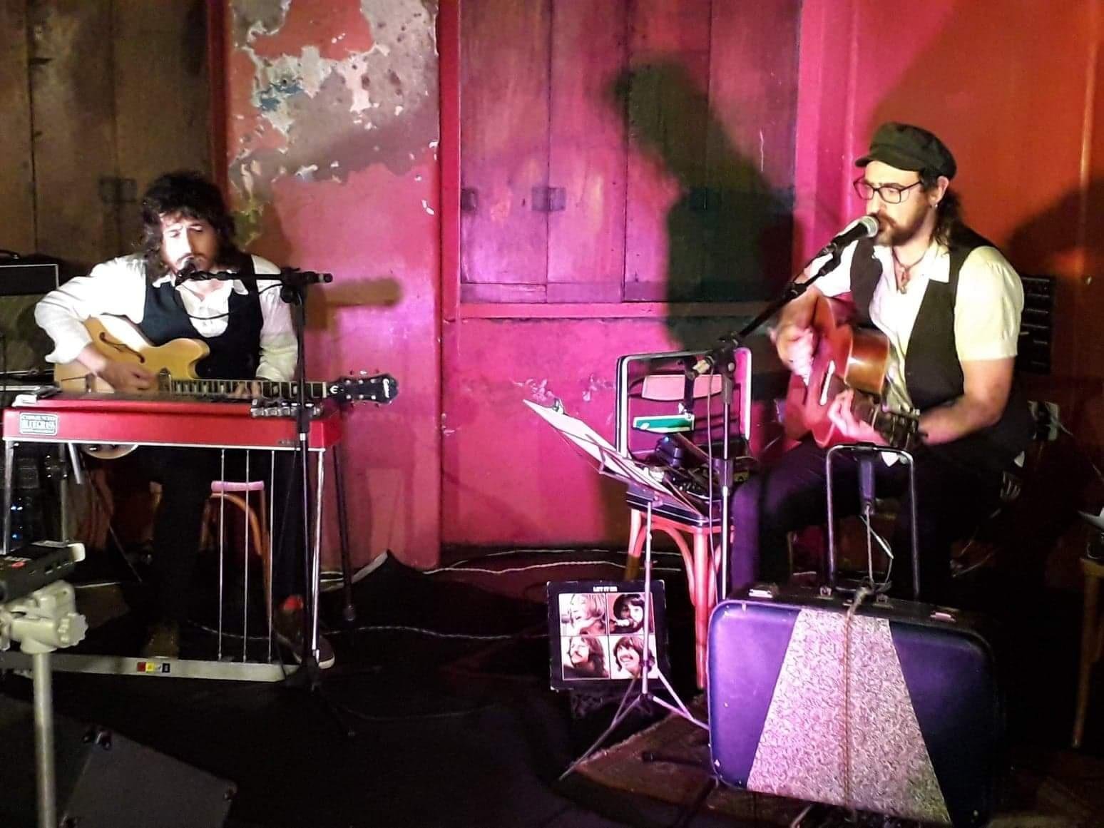 Dupla &eacute; atuante na Cena musical Ga&uacute;cha e Porto-Alegrense