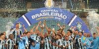 Grêmio resolveu no primeiro tempo e goleou o Ceará para ficar com o título do Brasileiro de Aspirantes