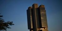 Economistas ouvidos pelo R7 Economize aprovaram a decisão do Banco Central