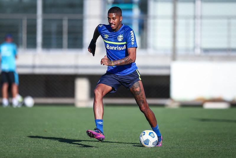 Gr&ecirc;mo busca vit&oacute;ria fundamental diante do Palmeiras