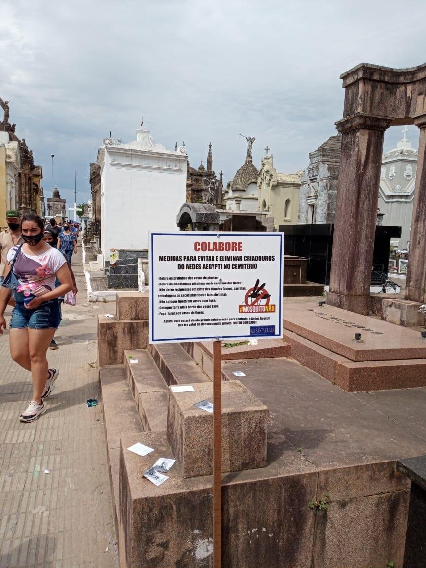 Administra&ccedil;&atilde;o do local estima que pelo menos 5 mil pessoas j&aacute; visitaram local na manh&atilde; de hoje