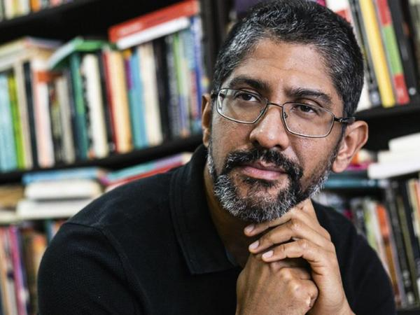 Jeferson Ten&oacute;rio, autor de &ldquo;O Avesso da Pele&rdquo;, foi o patrono da Feira do Livro de 2020