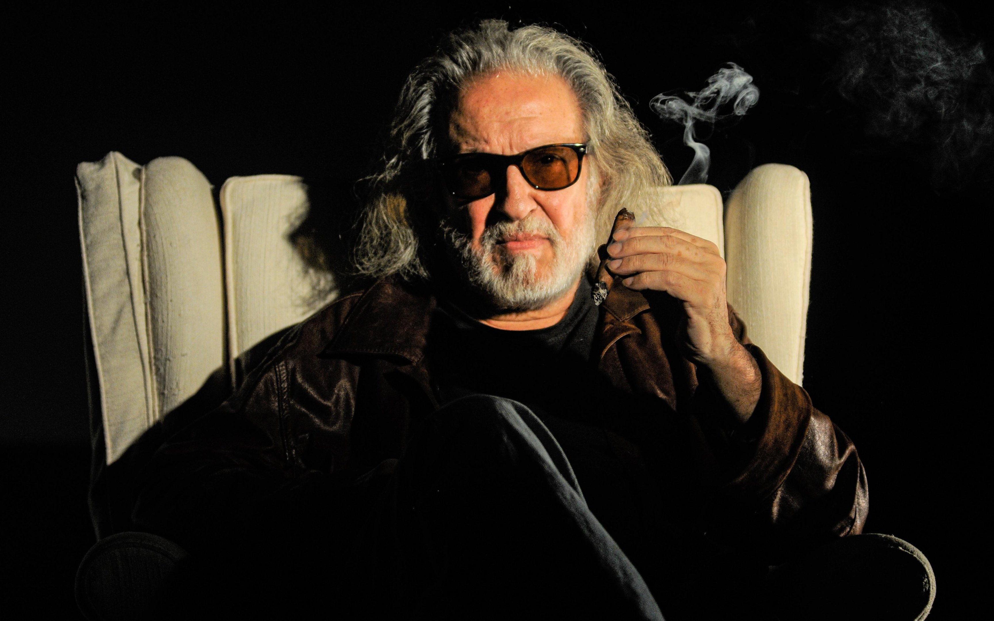 O grande homenageado &eacute; Ruy Guerra, poeta, compositor, mas antes de tudo e principalmente cineasta mo&ccedil;ambicano radicado no Brasil, que completou 90 anos em 2021