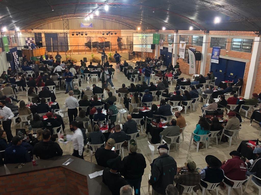 A temporada marcou a retomada de muitos eventos presenciais, embora com restri&ccedil;&atilde;o de p&uacute;blico