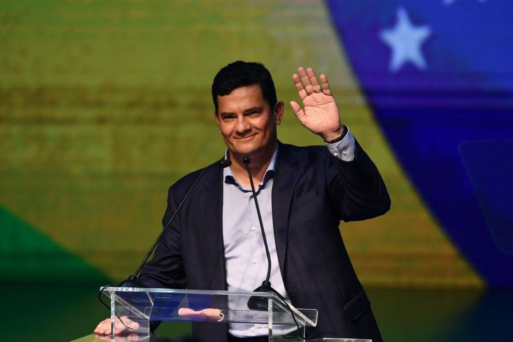Ex-juiz deve se apresentar como op&ccedil;&atilde;o na chamada "terceira via"