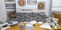 Cocaína, além de maconha e crack, foram encontradas pelos policiais militares