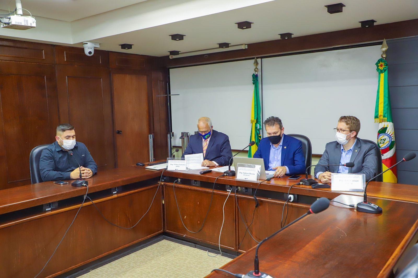 Comiss&atilde;o Especial da Ind&uacute;stria (CEI-RS) realizou a primeira reuni&atilde;o na &uacute;ltima quarta-feira na Assembleia Legislativa