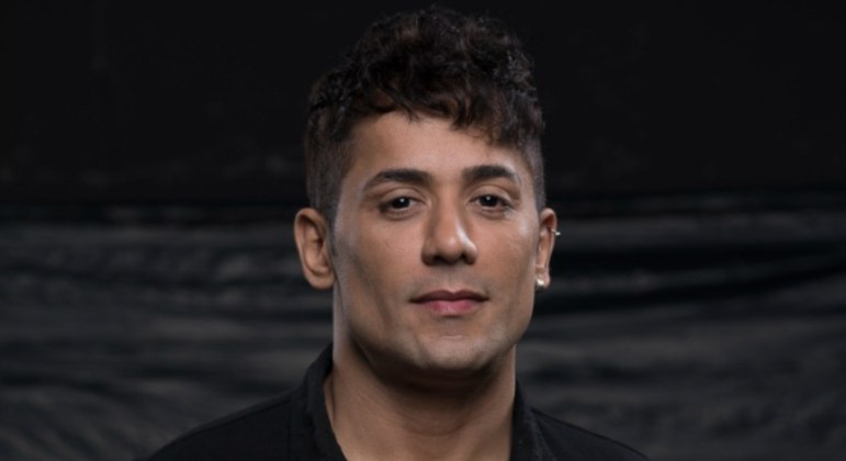 Tiago Piquilo &eacute; o oitavo pe&atilde;o eliminado de A Fazenda 13