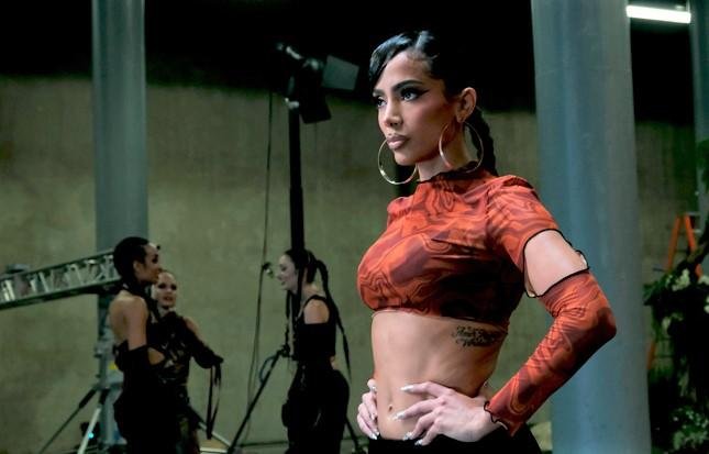 Anitta explica que conseguiu um espa&ccedil;o super bacana para contar a hist&oacute;ria de Mar&iacute;lia Mendon&ccedil;a dentro da premia&ccedil;&atilde;o
