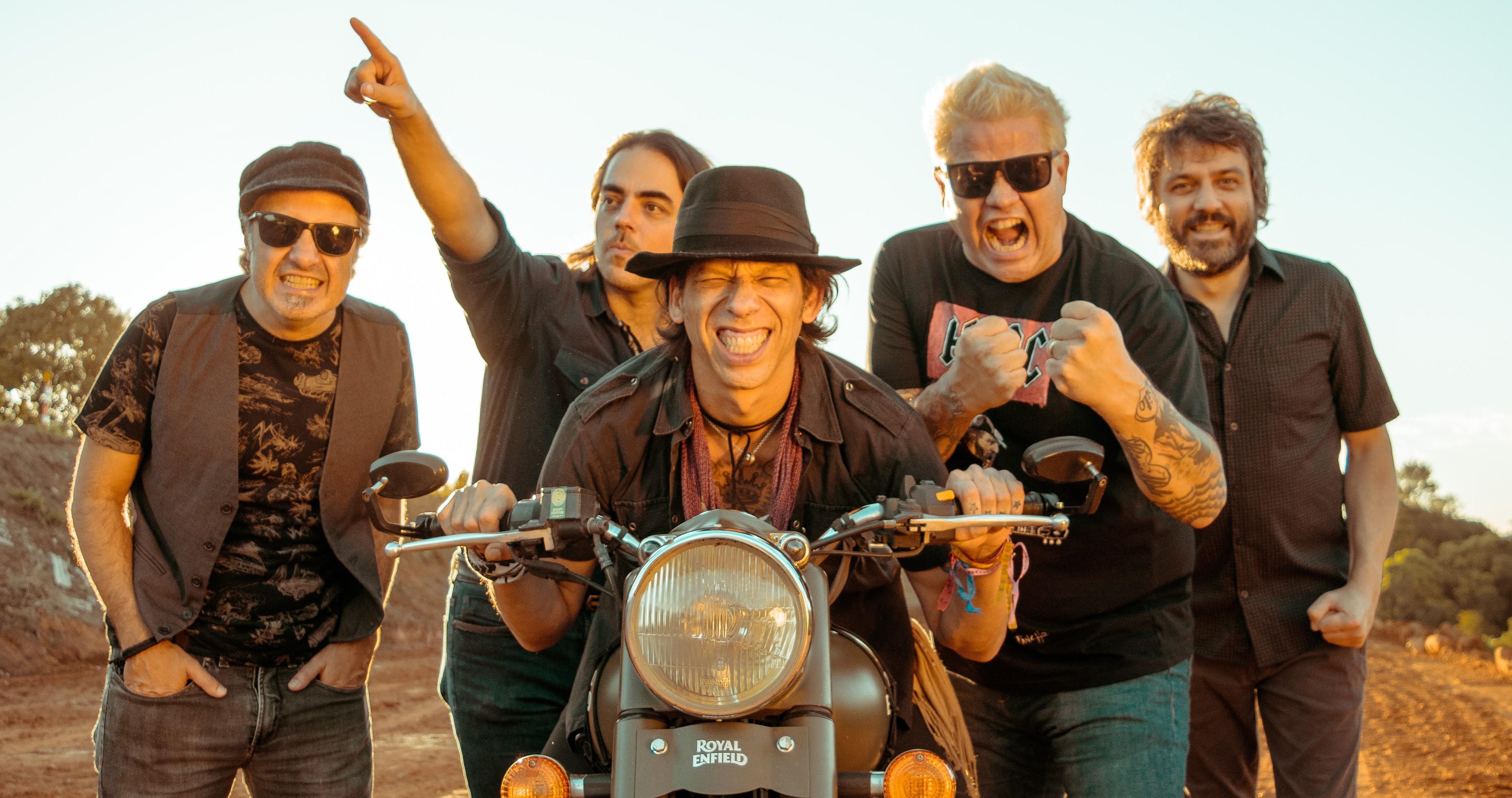 M&uacute;sica integra a colet&acirc;nea "Diamantes Verdadeiros Vol.I" e est&aacute; sempre no setlist do grupo