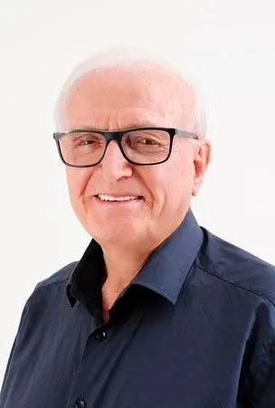 Caetano Albarello foi ferido com duas facadas em seu gabinete na &uacute;ltima segunda-feira