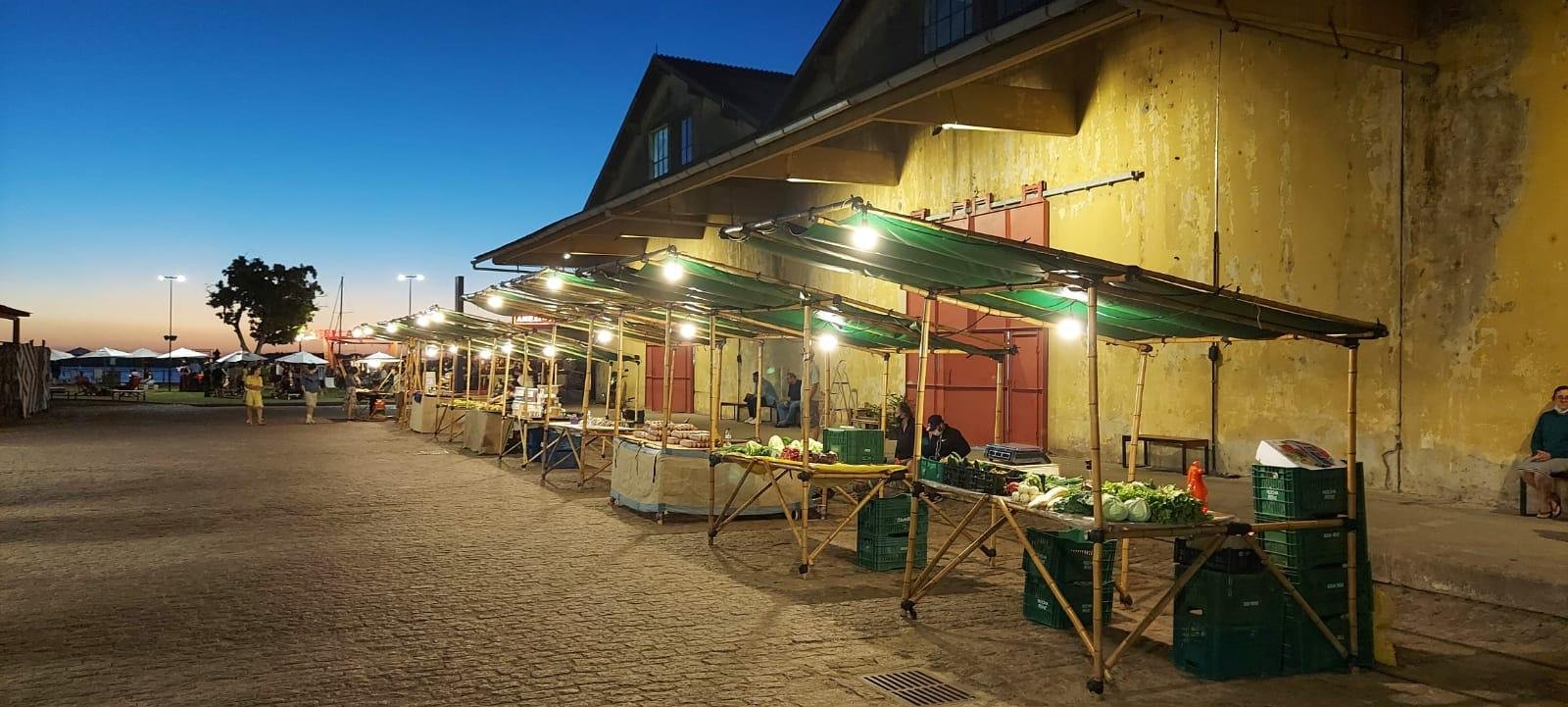 Ponto de com&eacute;rcio estar&aacute; aberto &agrave;s quartas-feiras, at&eacute; as 20h30min
