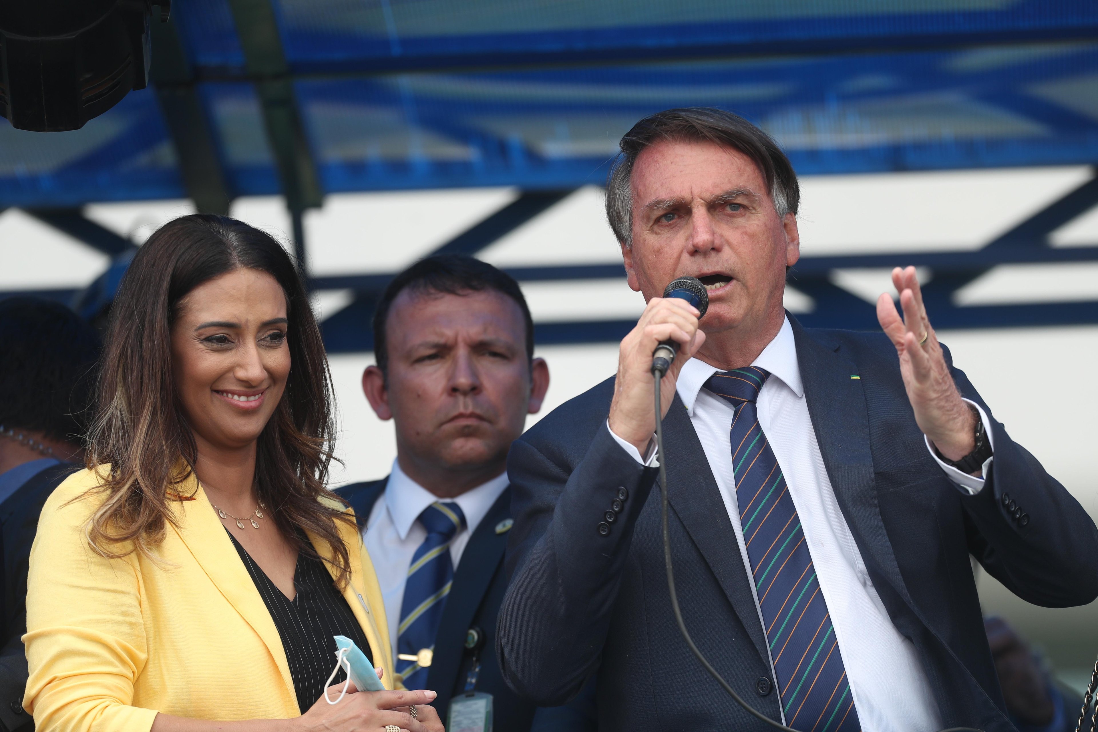 O presidente Jair Bolsonaro discursou para simpatizantes ap&oacute;s se filiar ao PL
