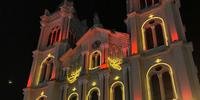Catedral de Uruguaiana foi iluminada na campanha