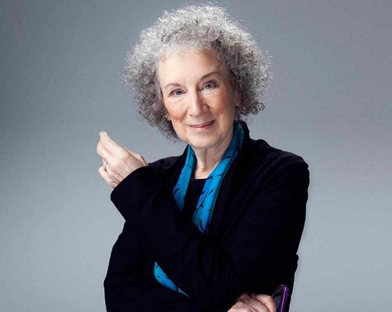 A escritora Margaret Atwood e o cientista Antonio Nobre dividiram a mesa de debate na Flip