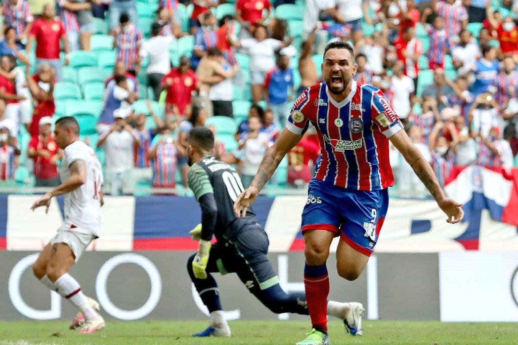 Gilberto marcou duas vezes e definiu vit&oacute;ria do Bahia por 2 a 0