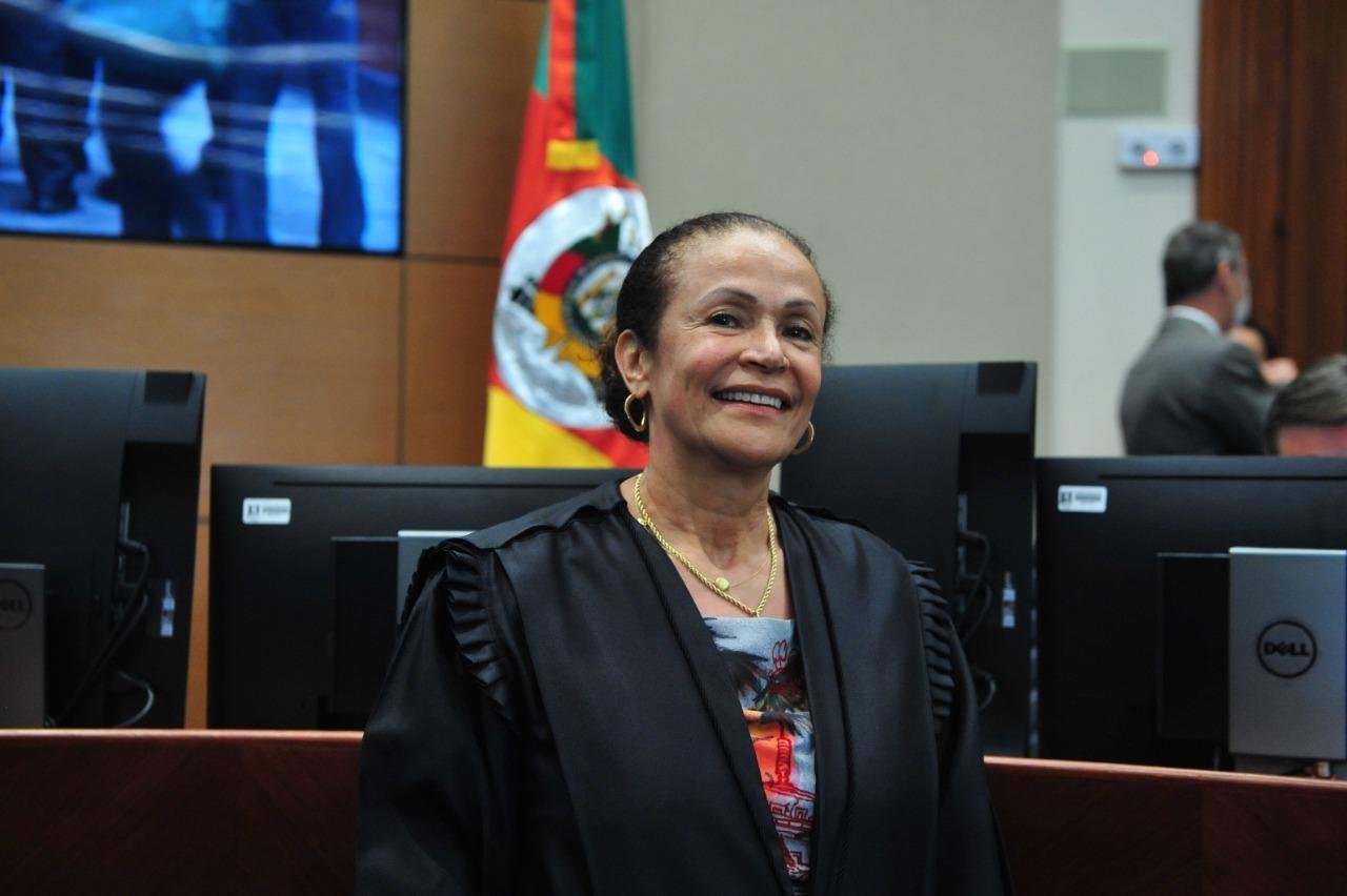 Desembargadora venceu elei&ccedil;&otilde;es com 71 votos, oito a mais sobre a chapa concorrente