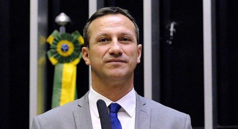 Maior parte dos recursos previstos no relat&oacute;rio, de autoria do deputado Sanderson (PSL-RS), vem de 2.457 emendas individuais