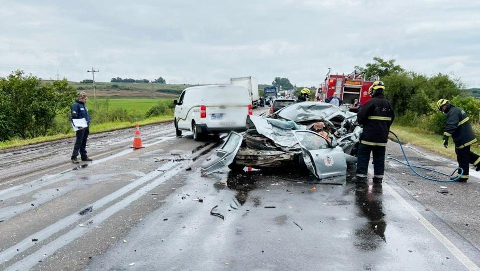Pol&iacute;cia Rodovi&aacute;ria Federal e Instituto-Geral de Per&iacute;cias foram mobilizados