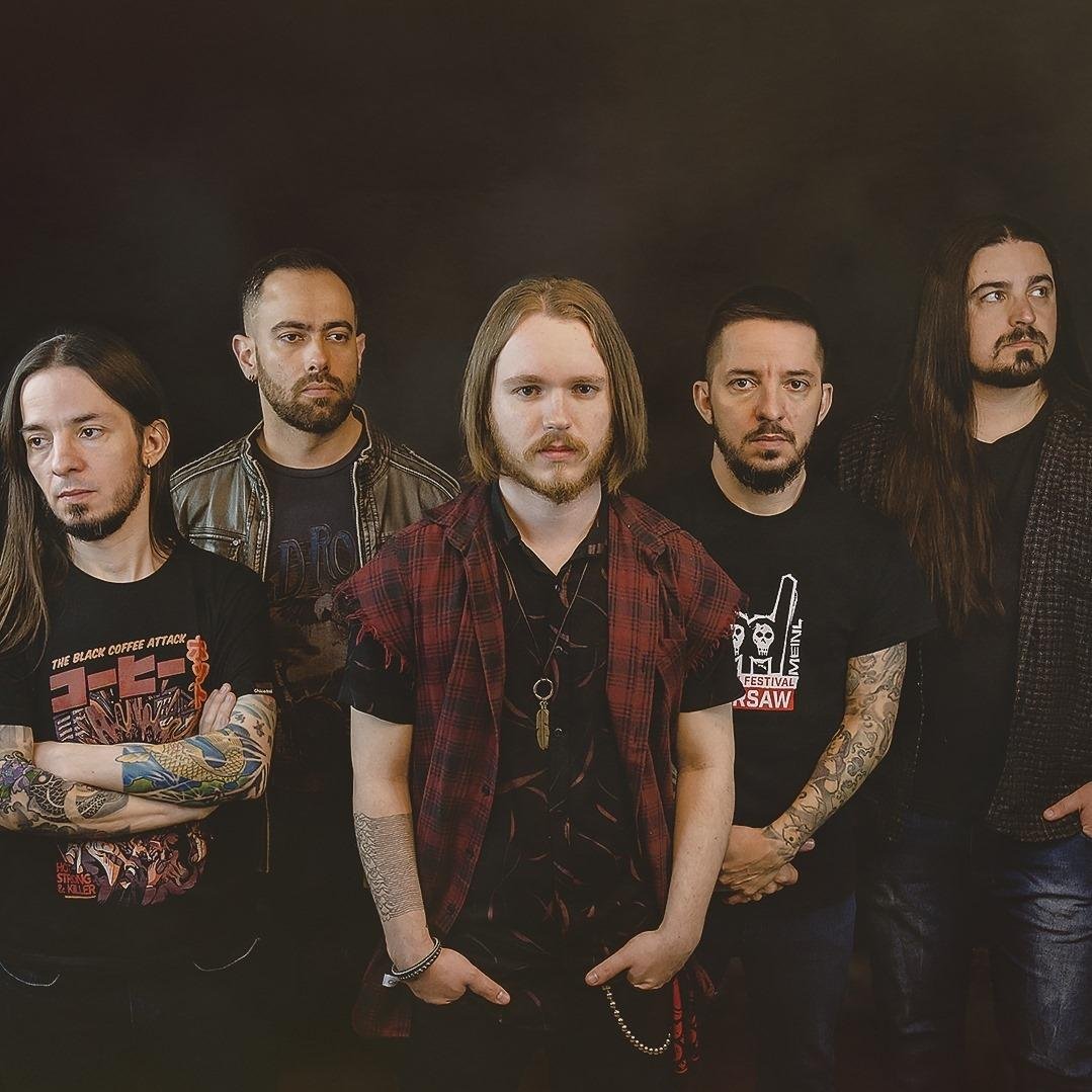Novo trabalho da banda j&aacute; est&aacute; dispon&iacute;vel nas plataformas digitais