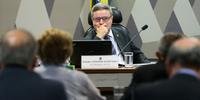O senador vai substituir o ministro Raimundo Carreiro no TCU, que será embaixador do Brasil em Portugal