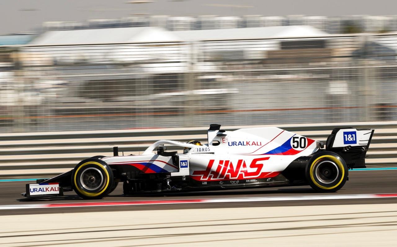 Piloto da Haas foi o mais r&aacute;pido no treino de p&oacute;s-temporada