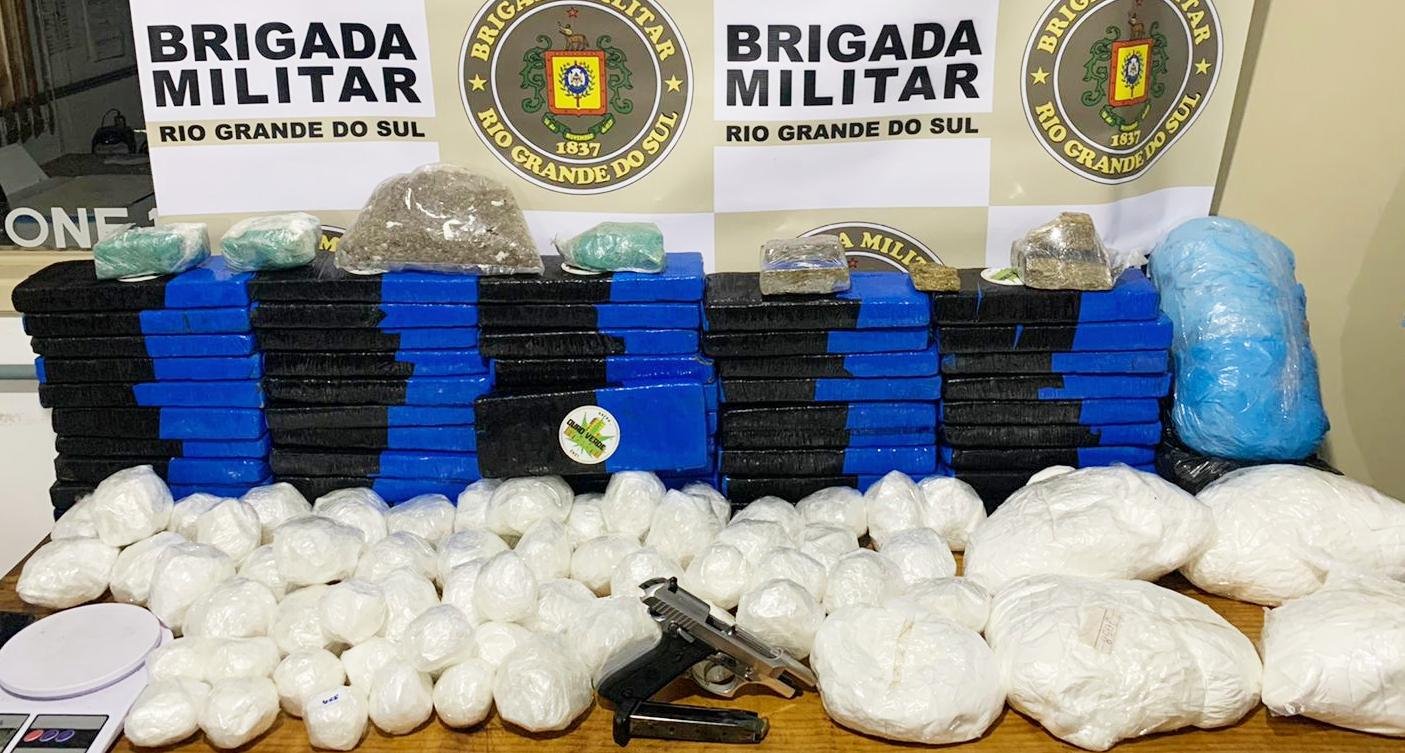 Entorpecentes estavam em uma casa no bairro Frei Basti&atilde;o