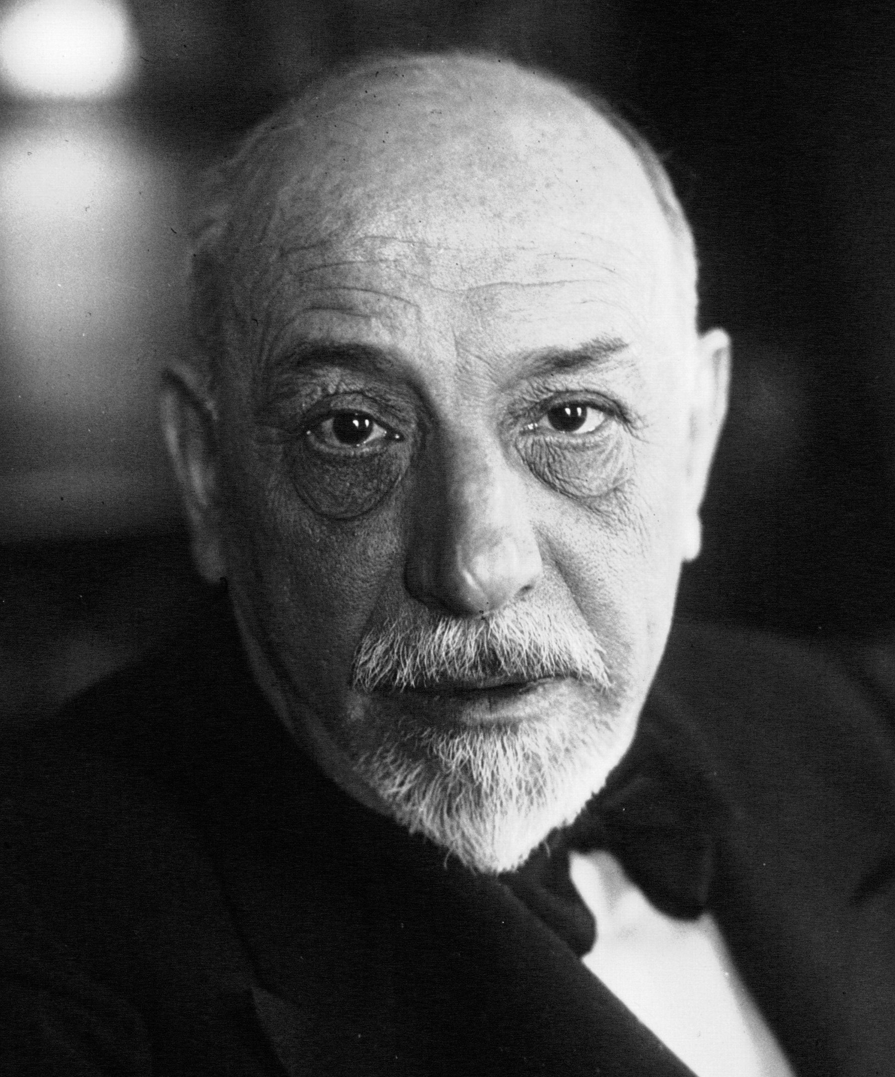 Dramaturgo italiano Luigi Pirandello