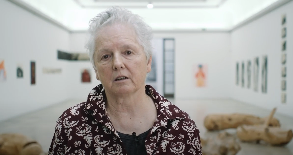 Miriam Cahn, de 72 anos, &eacute; conhecida por suas telas que retratam silhuetas di&aacute;fanas e espectrais