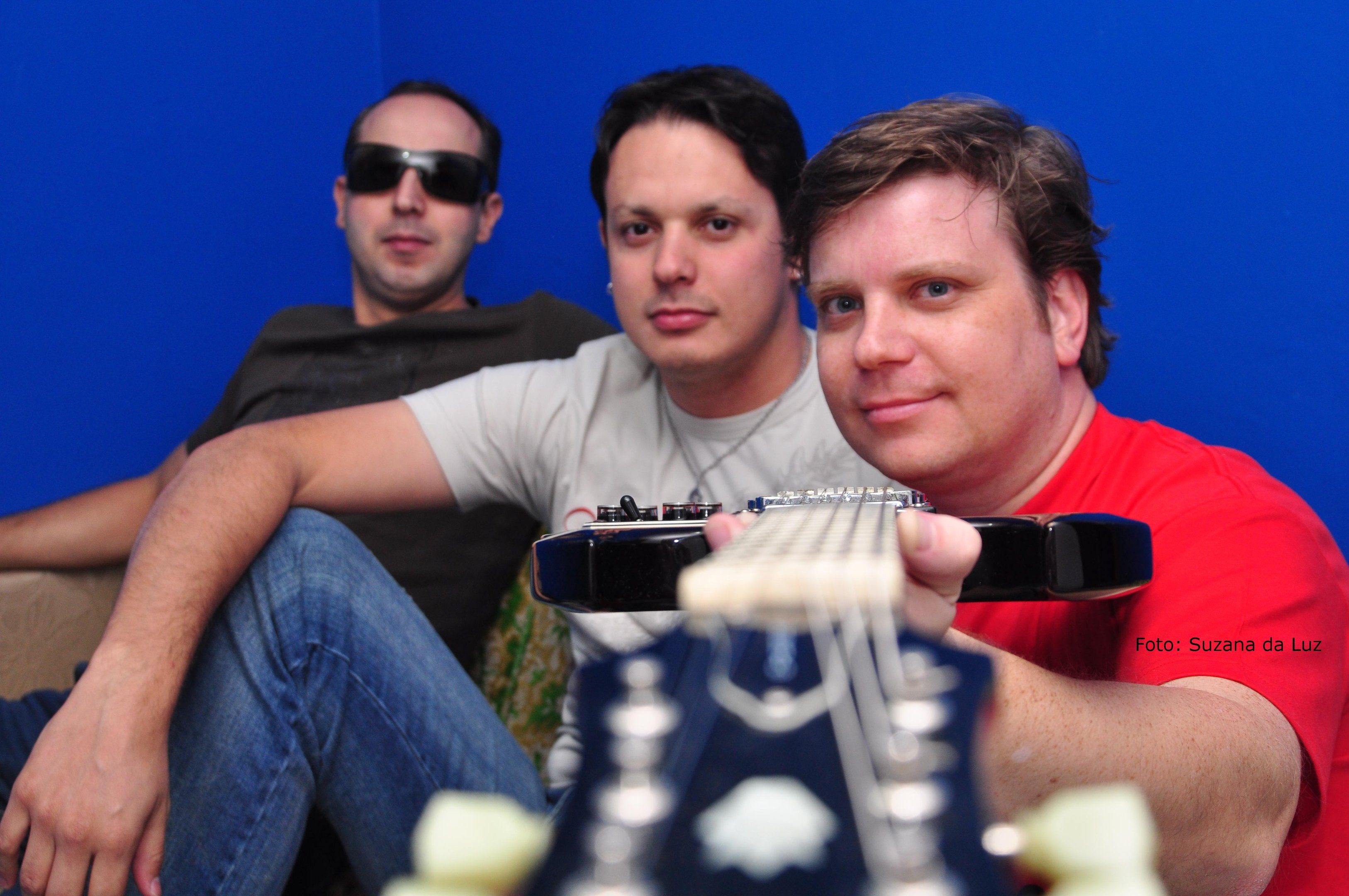 Grupo tem forte influ&ecirc;ncia da banda brasiliense na constru&ccedil;&atilde;o da sonoridade