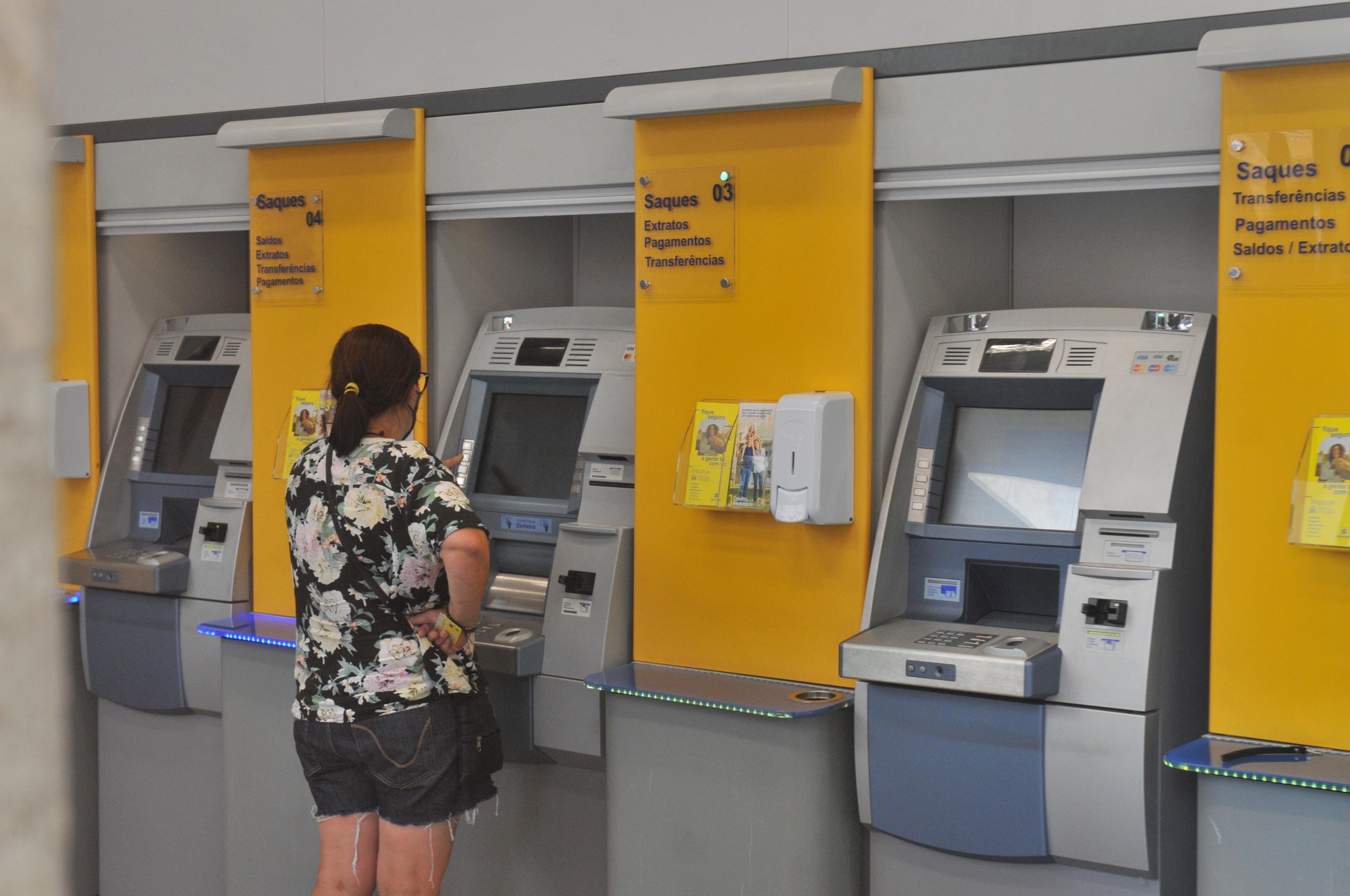 Ag&ecirc;ncias poder&atilde;o abrir no dia 24 para atendimento ao p&uacute;blico em hor&aacute;rio especial
