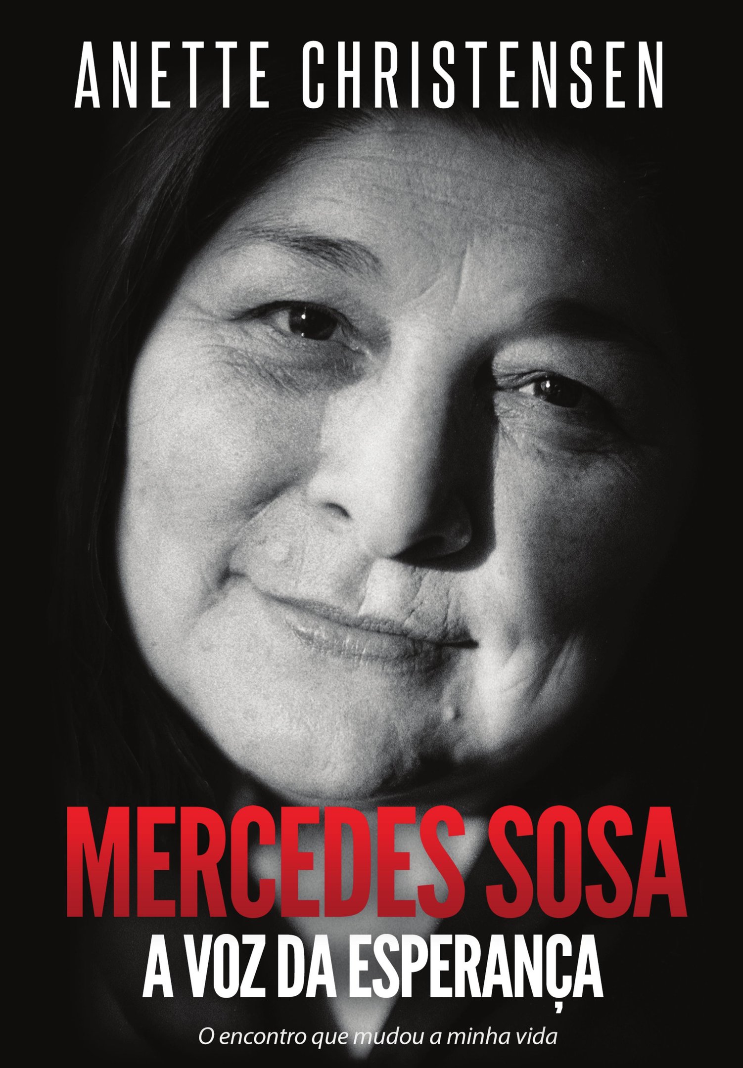 Cantora &eacute; s&iacute;mbolo das lutas por igualdade e justi&ccedil;