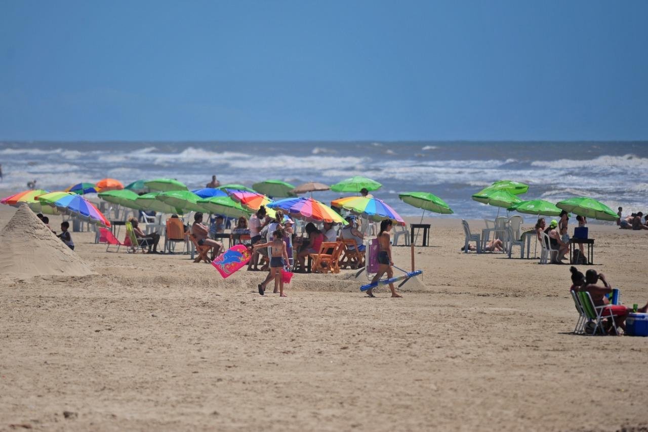 Litoral ter&aacute; sol e marcas agrad&aacute;veis neste s&aacute;bado