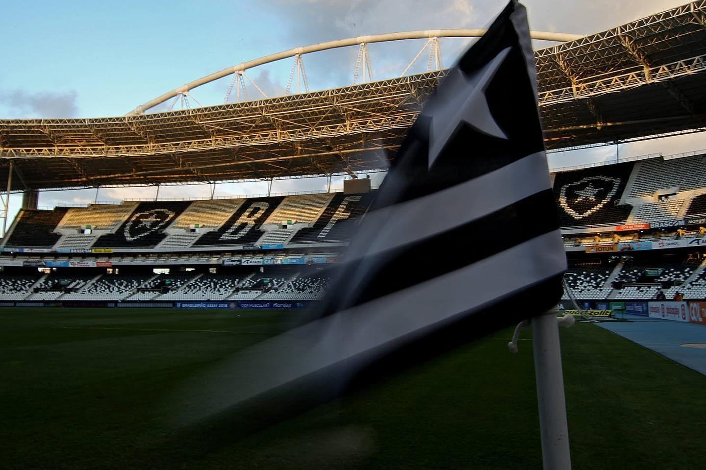 Botafogo celebrou acordo com o Eagle Holding