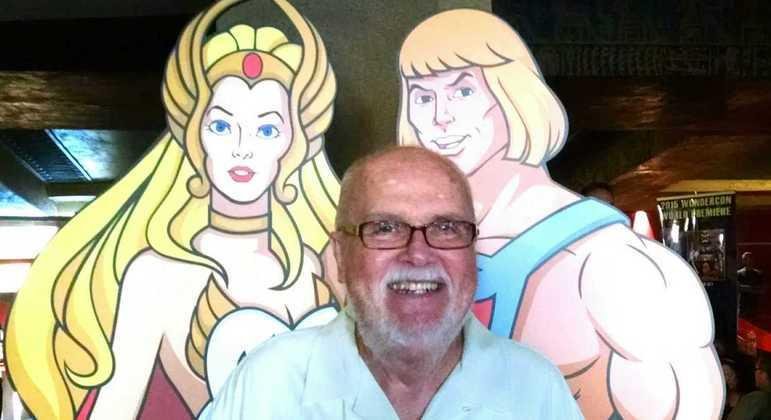 Mark Taylor era designer e tinha 80 anos de idade