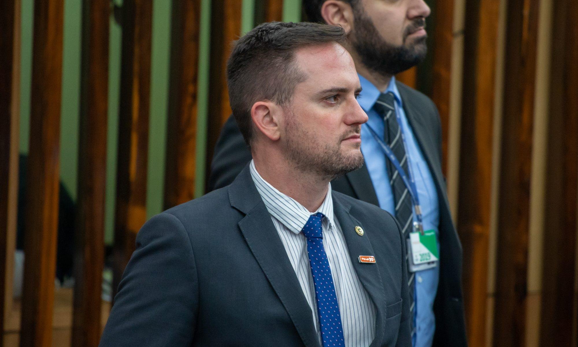 Fabio Ostermann testa positivo para Covid-19