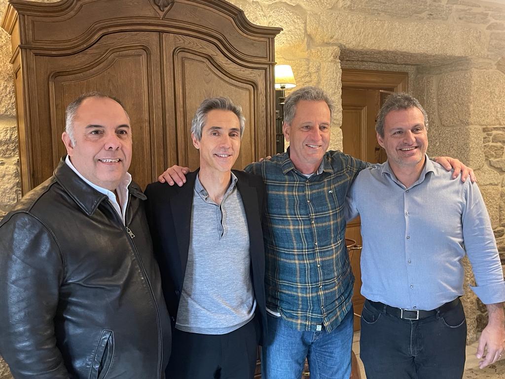Paulo Sousa assinou com o Flamengo por duas temporadas