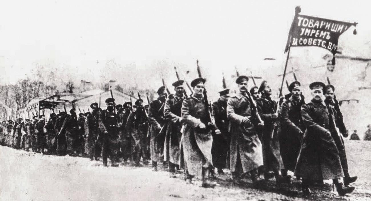 O Ex&eacute;rcito Vermelho contava com mais de um milh&atilde;o e meio de homens.