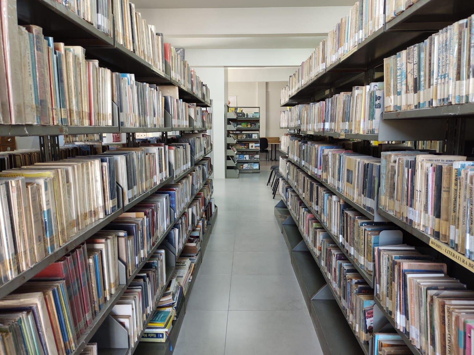 A Biblioteca P&uacute;blica Municipal atende de segunda a sexta-feira, das 8h &agrave;s 12h e das 13h30 &agrave;s 16h30