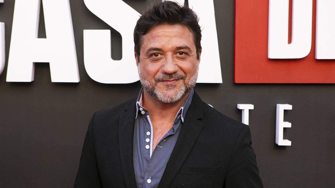 Enrique Arce, o &lsquo;Arturito&rsquo; da &lsquo;Casa da Papel&rsquo;, ser&aacute; ainda visto em breve em &lsquo;Mist&eacute;rio no Mediterr&acirc;neo 2'