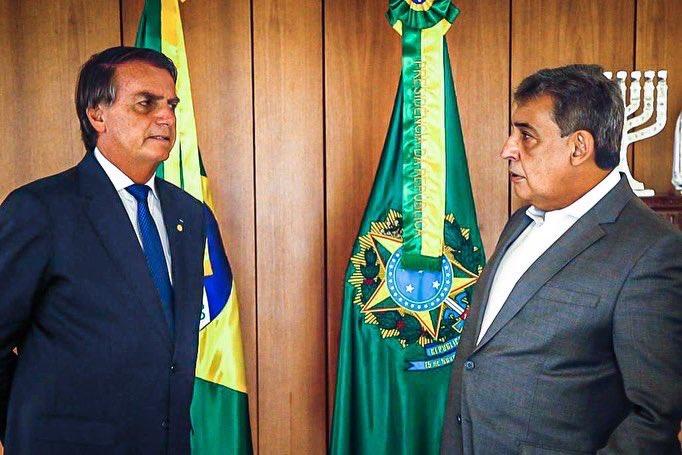Reuni&atilde;o entre Melo e Bolsonaro durou cerca de 10 minutos