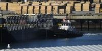 País tenta acabar com acúmulo de cargas nos portos