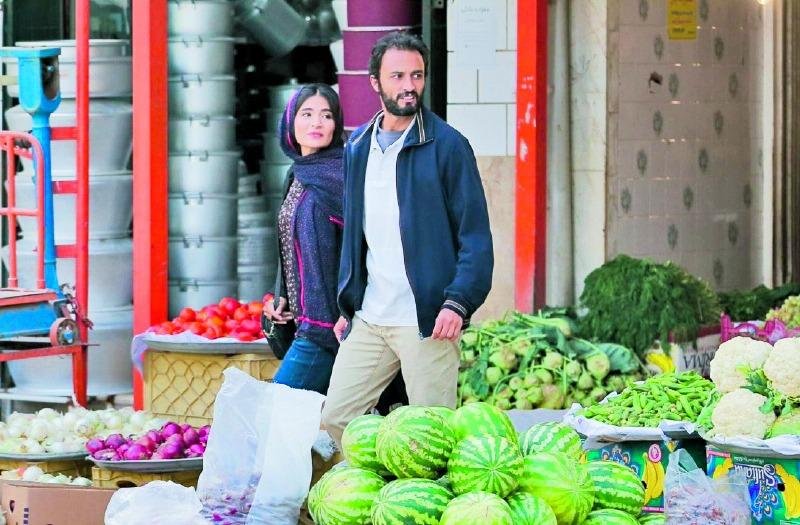 Filme se situa em Shiraz, onde h&aacute; tra&ccedil;os importantes da identidade iraniana