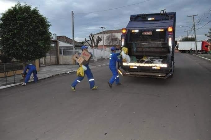Dois funcion&aacute;rios passaram mal neste final de semana e o servi&ccedil;o ficou restrito a setores