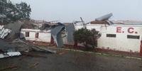 Em Palmeira das Missões, o Estádio do EC Palmeirense sofreu danos pelo forte temporal