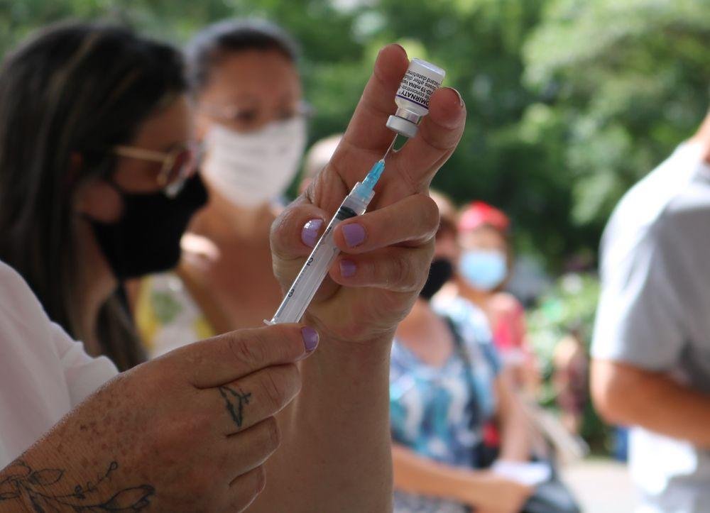 Crian&ccedil;as de 5 anos, segundo as orienta&ccedil;&otilde;es do Minist&eacute;rio da Sa&uacute;de, s&oacute; devem ser vacinadas com Pfizer